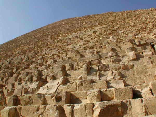 giza pyramid blocks 10 interesting facts about the Great Pyramid of Giza